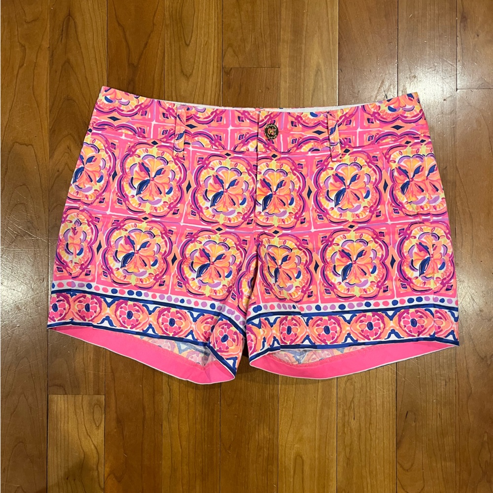 Lilly Pulitzer shorts size 4